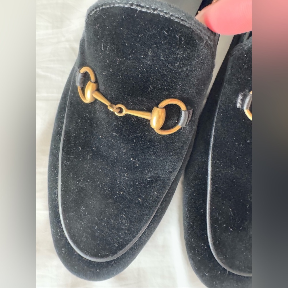 Gucci Jordaan Velvet Loafers - Picture 11 of 11